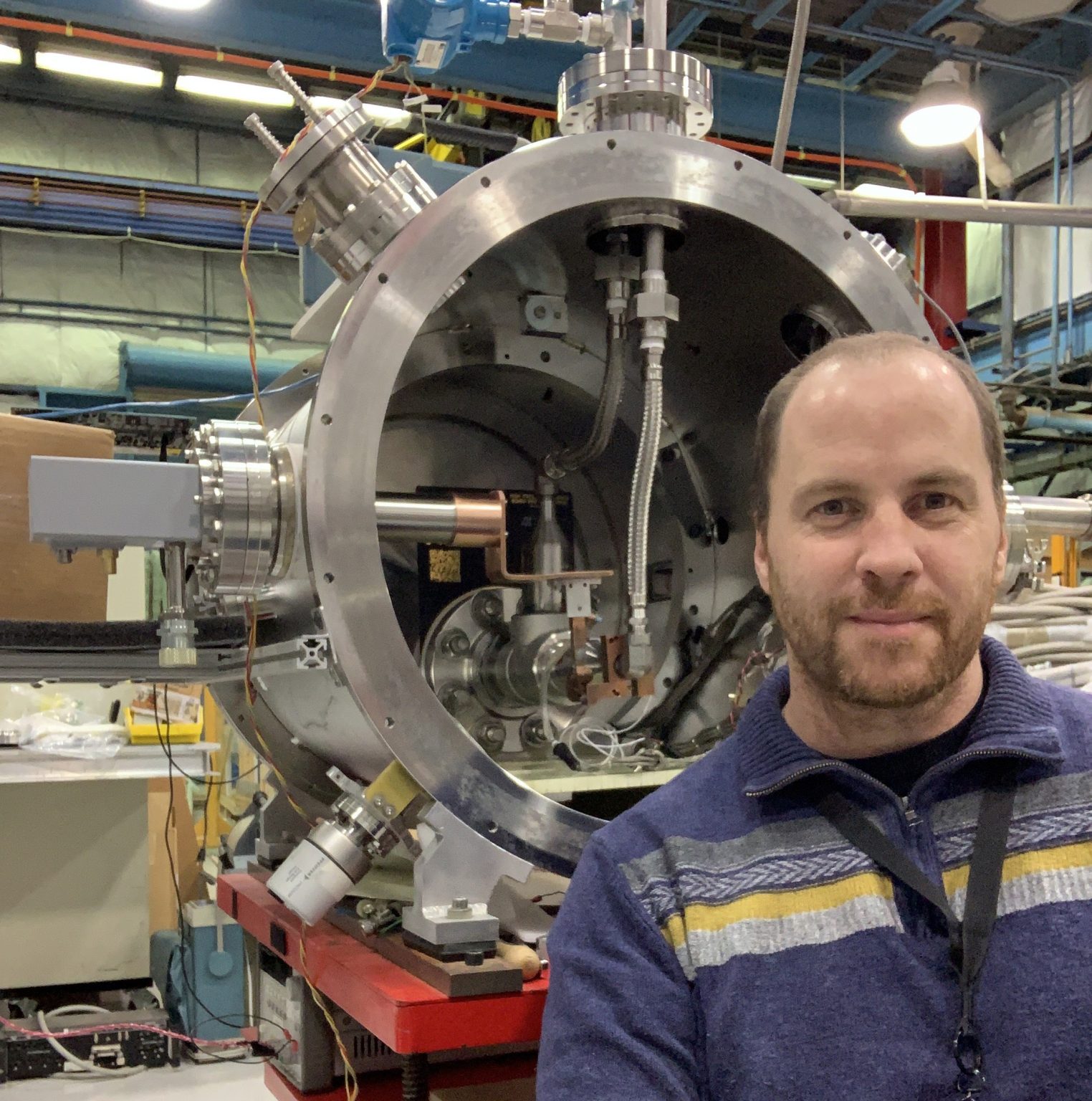 Fermilab scientist Juan Estrada wins American Physical Society